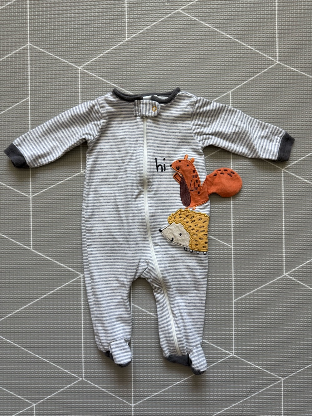 Gerber|Baby boy Striped Grey & White  One-Piece footies,Orange Squirrel Applique - Picture 2 of 4
